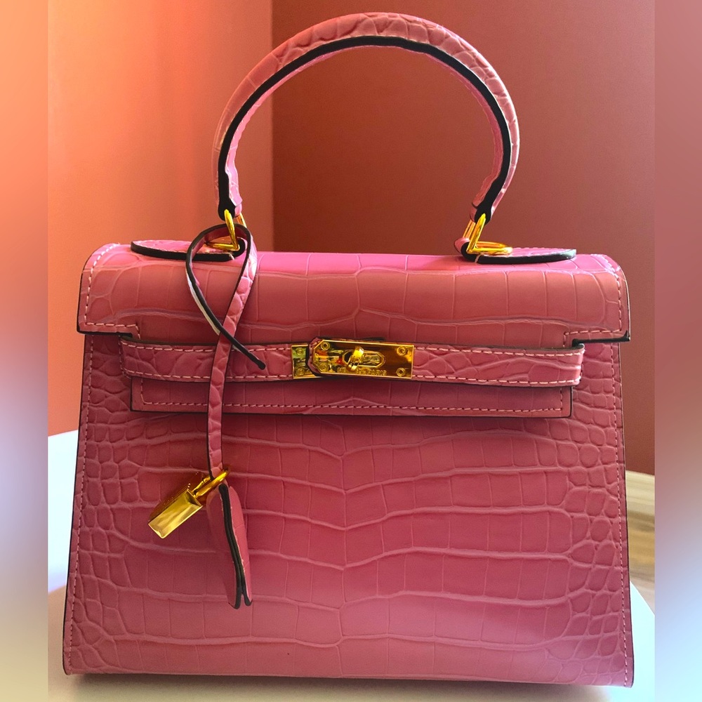 Hermes Birkin STYLE Handbag Pink Crocodile Skin